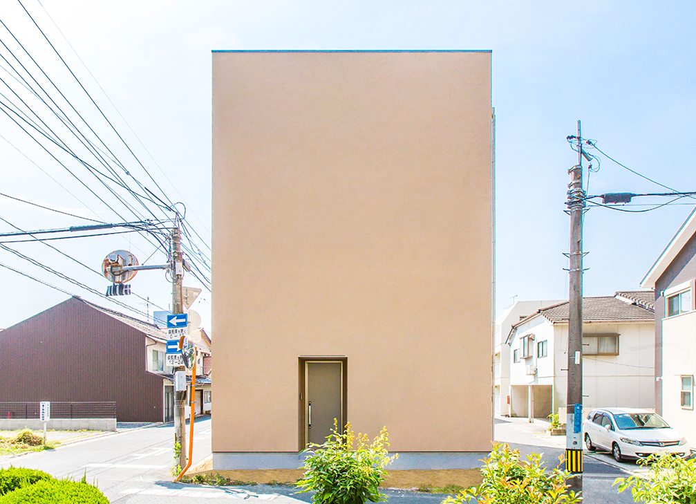 T様邸【３階建て・新築・注文住宅】